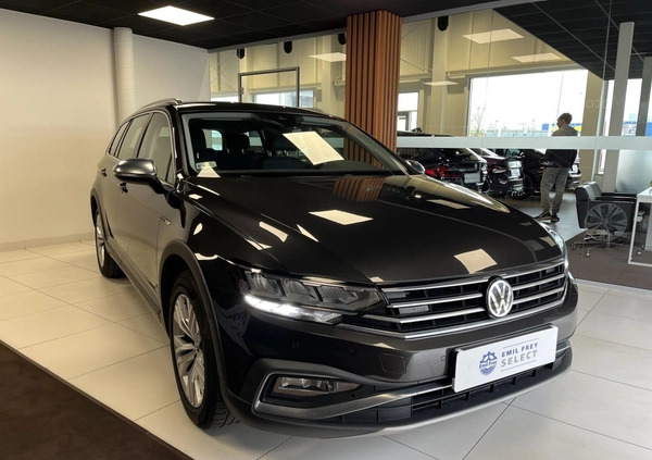 Volkswagen Passat cena 136900 przebieg: 80358, rok produkcji 2019 z Mońki małe 436